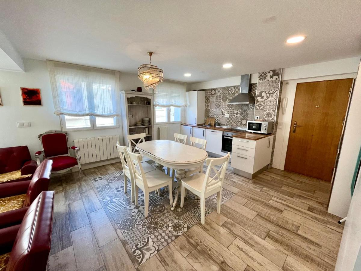 Atuaire Home Vivienda En Perfecta Ubicacion Al Lado De La Catedral De Burgo Екстериор снимка